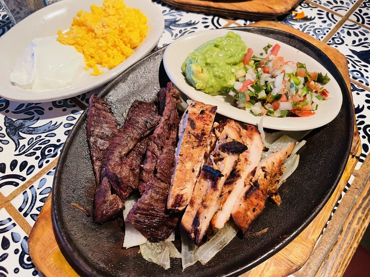 Mexican dishes laid out for an El Palenque catered event