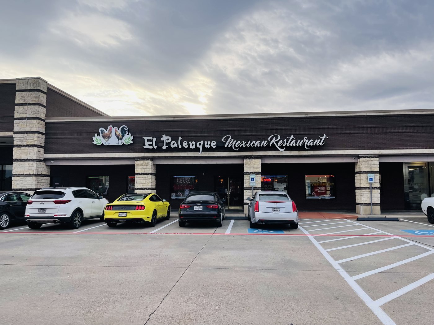 El Palenque Tomball on Tomball Parkway, seen from the parking lot